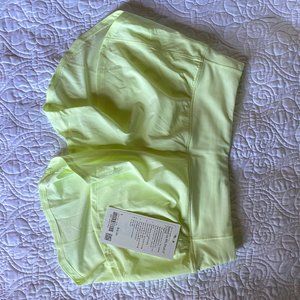 NWT Lululemon Speed Up MR Short 4" Size 6
